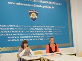 Slika PU_VS/Akcije/zdrav za 5/konferencija/naslovna.JPG